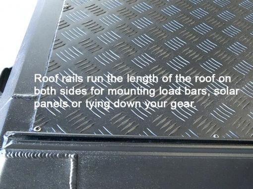 Clamshell Rooftop Tent DX27